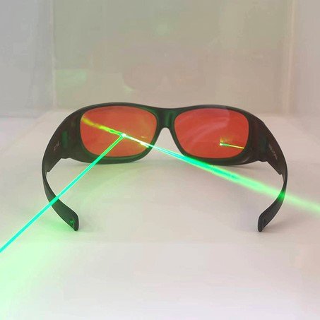 Lunette_protectrice_ecran_1